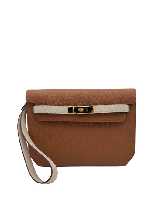 Bag Hermès Kelly Depeches 25 HSS Togo Gold/Craie Gold Hardware in Marbella | Compra-venta de artículos de segunda mano.