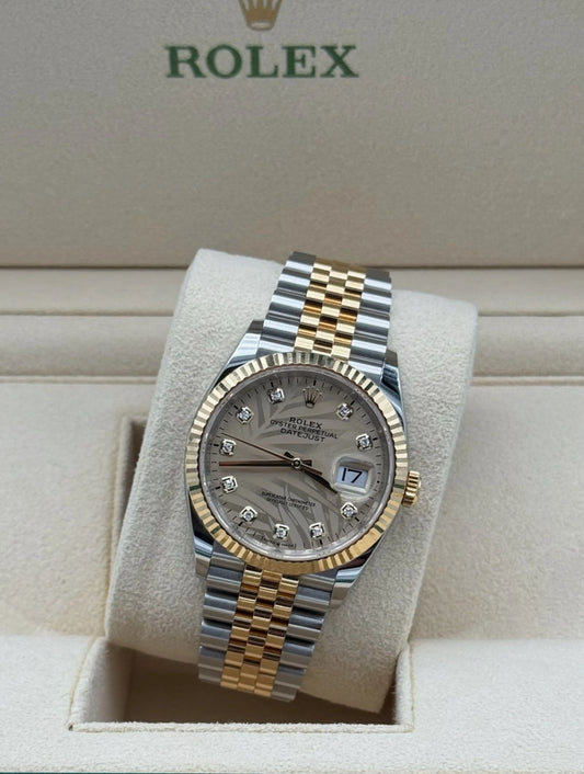 Rolex Datejust 36mm 126233 Steel and Gold Palm Diamonds Dial - Reloj de lujo con esfera de diamantes y brazalete Jubilee, año 2023