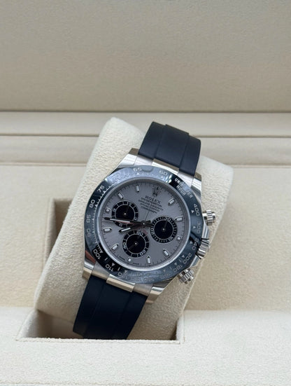 Rolex Daytona White Gold Oysterflex White Dial  2022 full set original - reloj de lujo disponible en Marbella con envío internacional