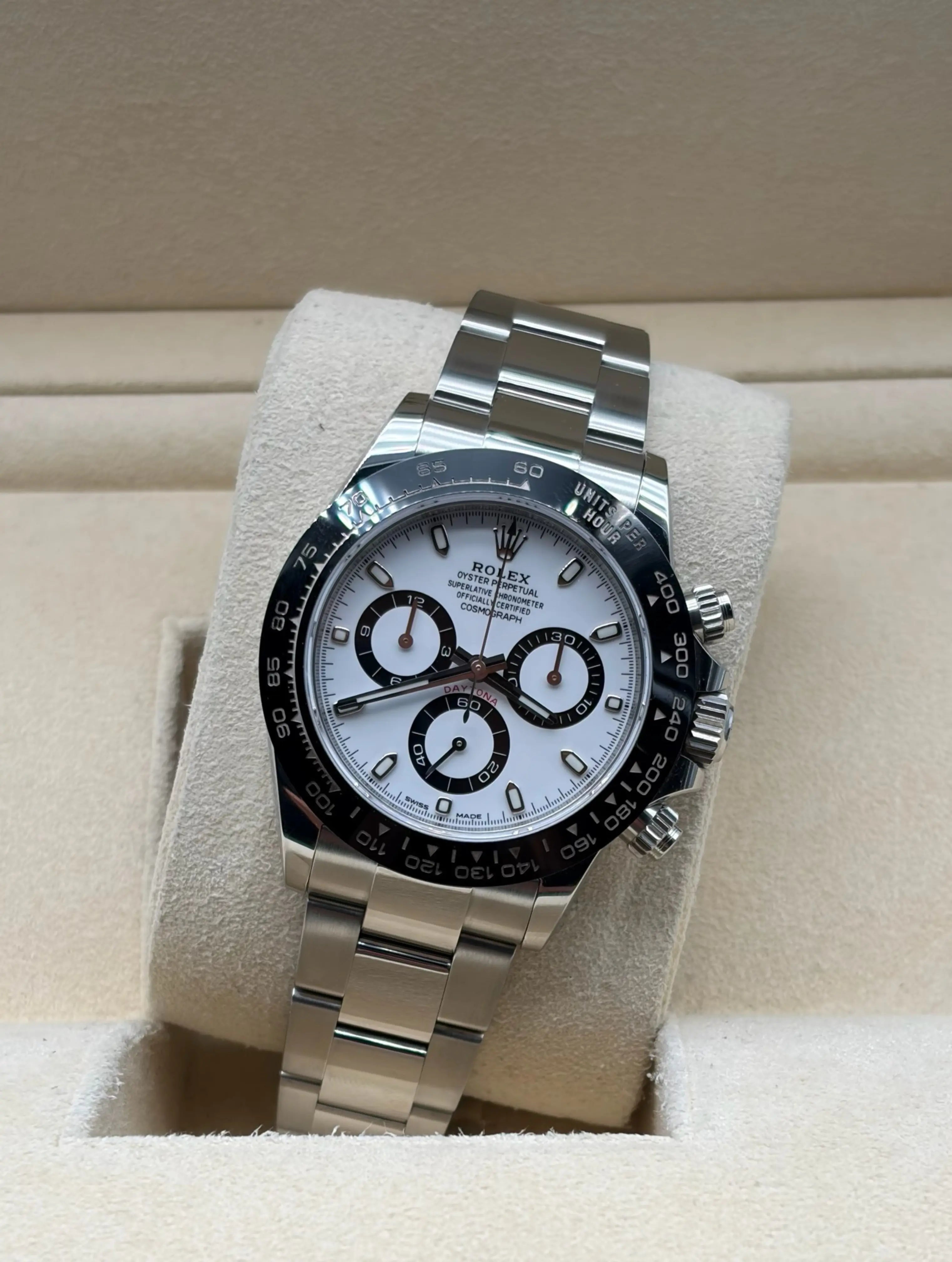 Rolex Daytona Steel Black Ceramic White Dial | Reloj Rolex Daytona acero bisel ceramico esfera Panda, envio internacional.