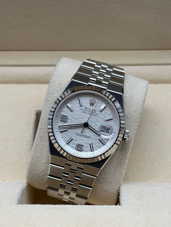 Rolex Land Dweller Steel White Dial full set in Sotogrande | Reloj Rolex Land Dweller acero esfera blanca "panel de abeja", envio internacional.