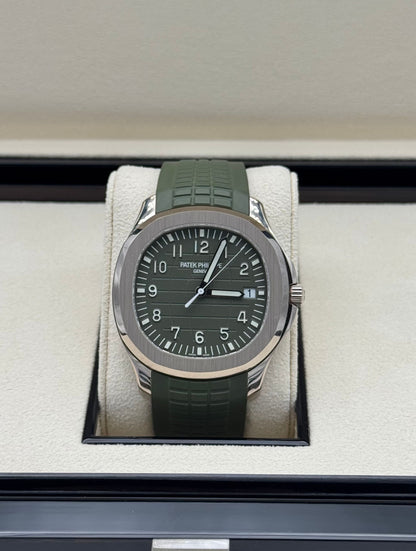 Watch Patek Philippe Aquanaut 5168G-010 - Reloj Oro Blanco Esfera Verde Correa Caucho en Marbella