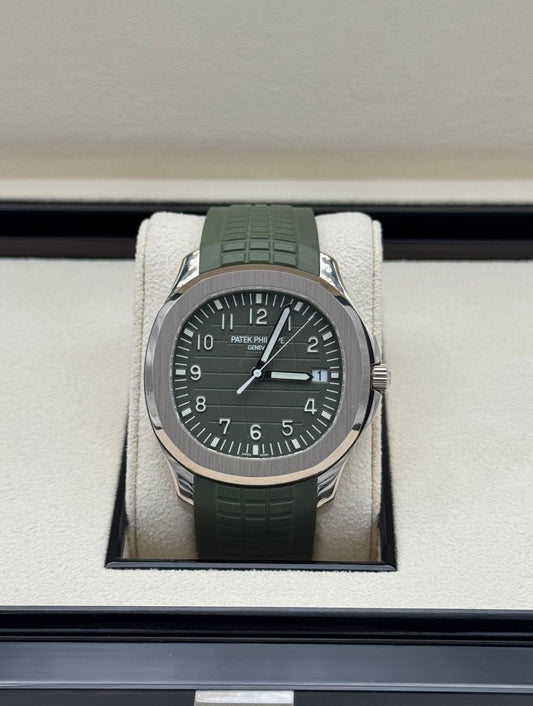 Watch Patek Philippe Aquanaut 5168G-010 - Reloj Oro Blanco Esfera Verde Correa Caucho en Marbella
