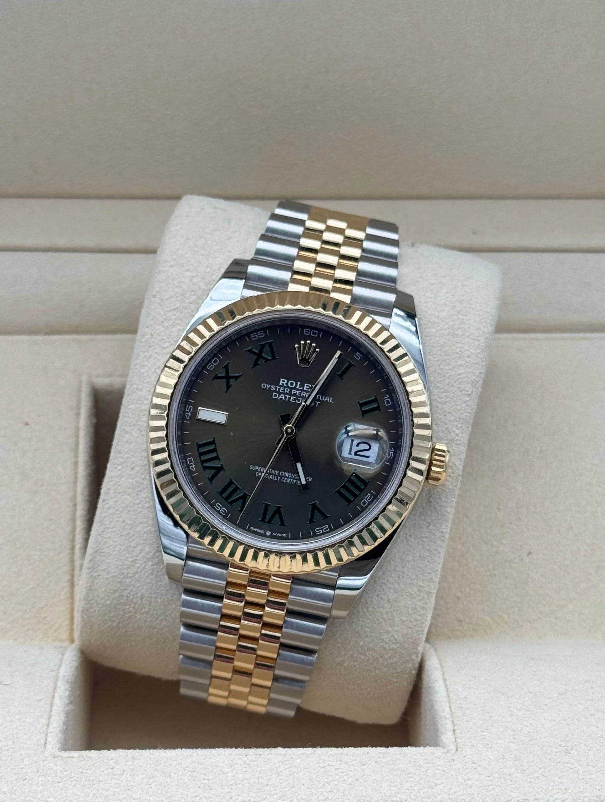 Buy watch Rolex Datejust 41mm Steel/Gold Wimbledon Dial Jubilee - compra reloj acero y oro en Marbella