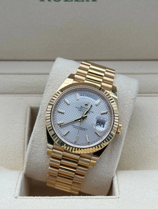 Buy Watch Rolex Day Date 40mm Gold Motif Dial - Comprar Reloj rolex oro esfera motif en Marbella