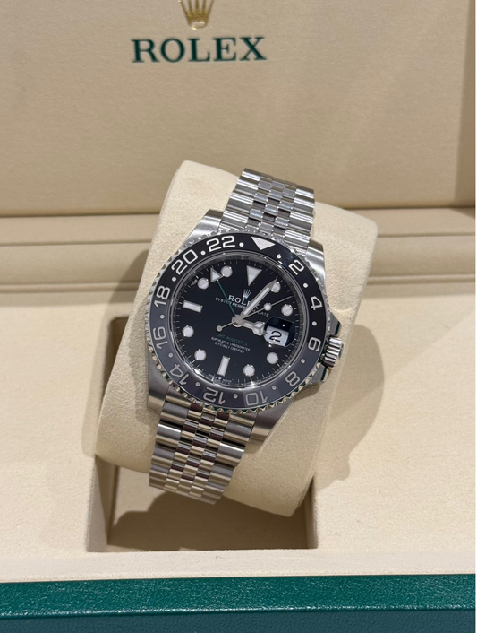 Watch Rolex GMT Master II Bruce Wayne Jubilee 