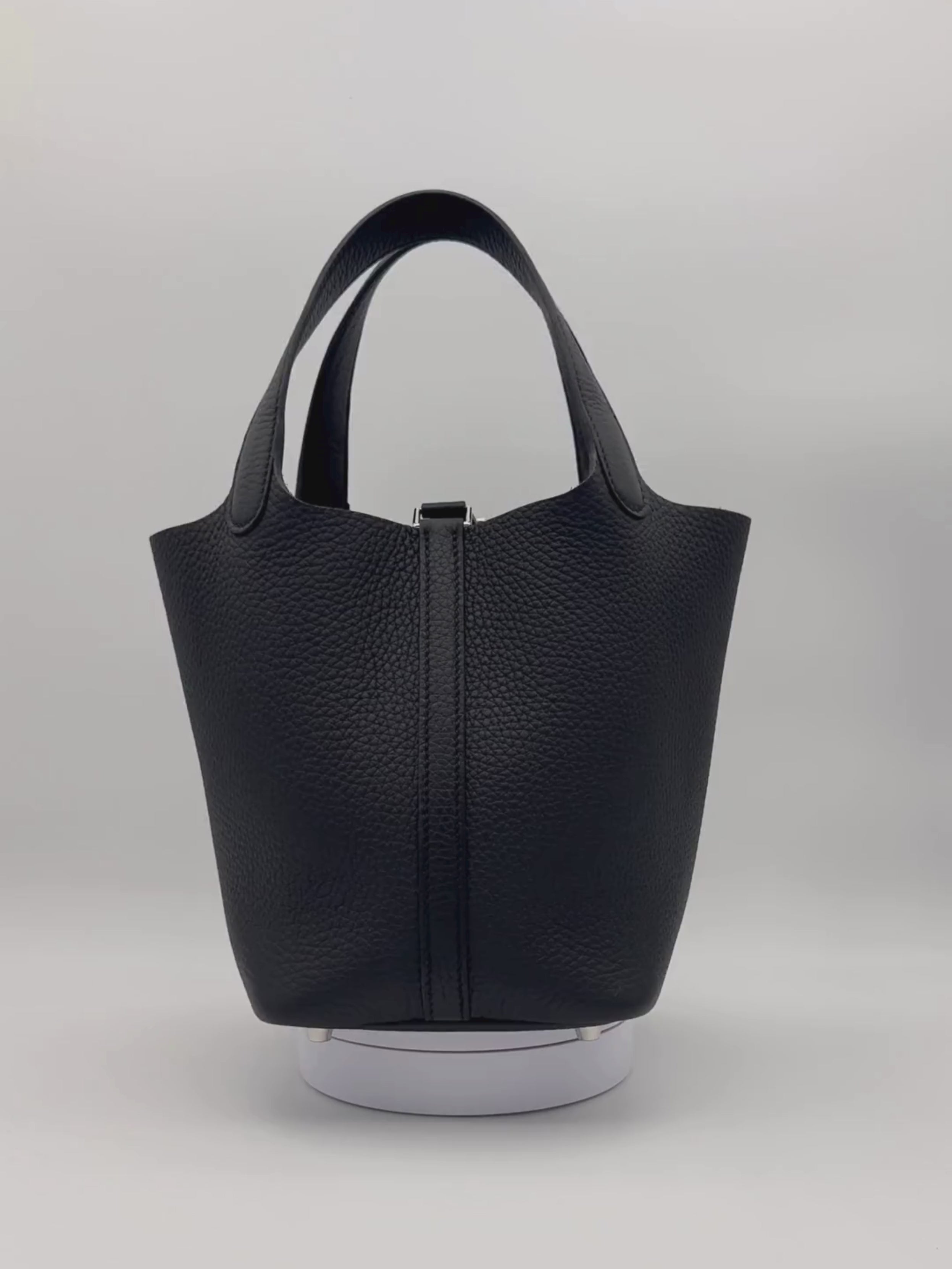 Hermès Picotin 18 Clemence Black Gold Hardware