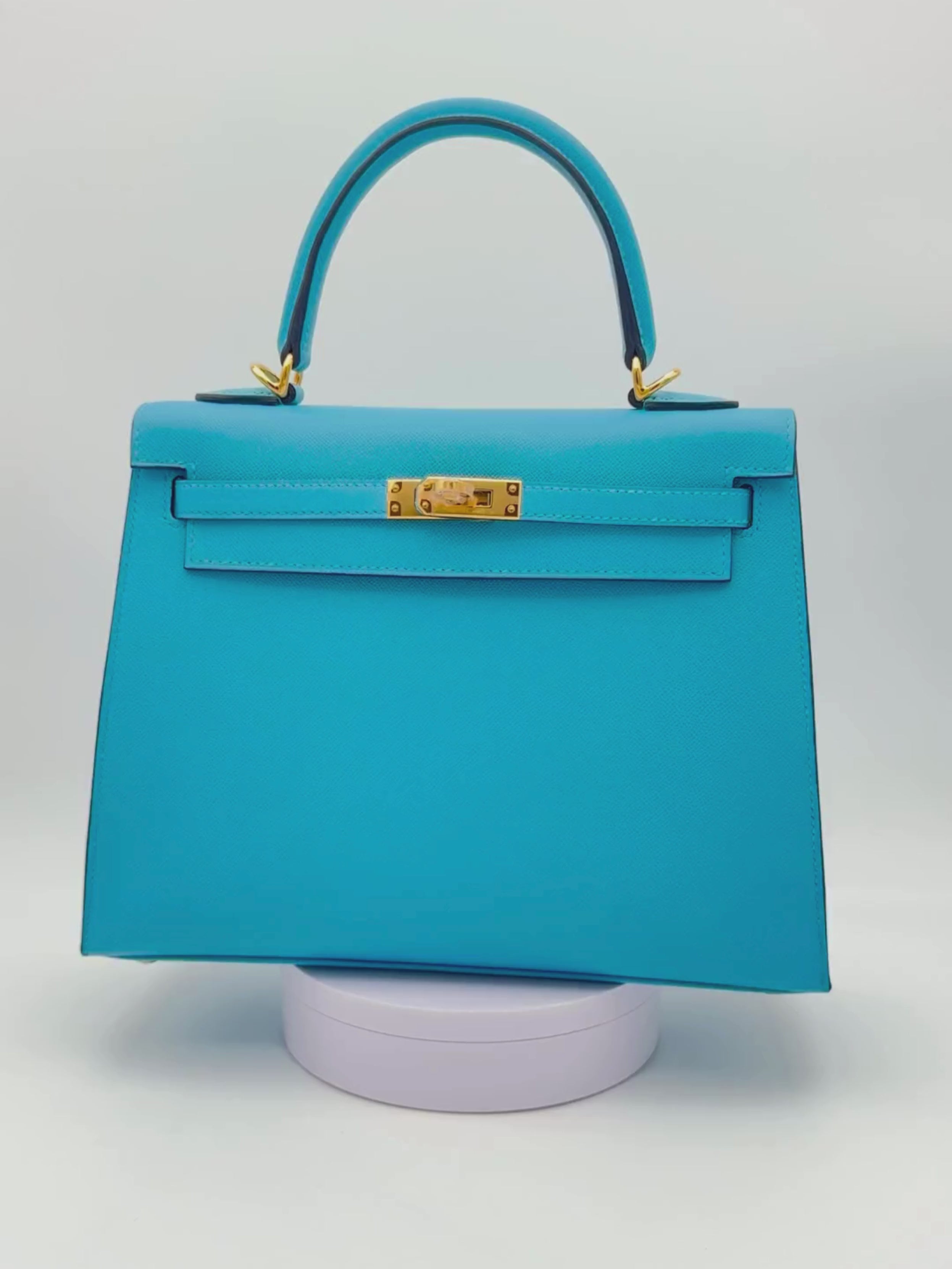 Hermès Kelly 25 Madame Blue Du Nord Gold Hardware