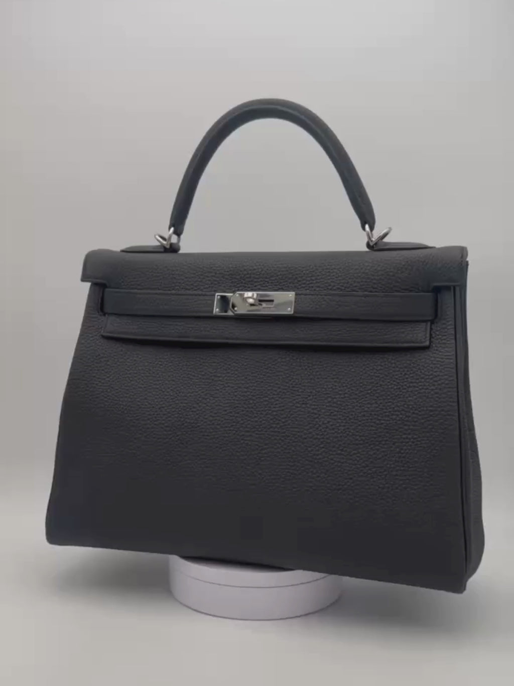Hermès Kelly 32 Togo Black Palladium Hardware