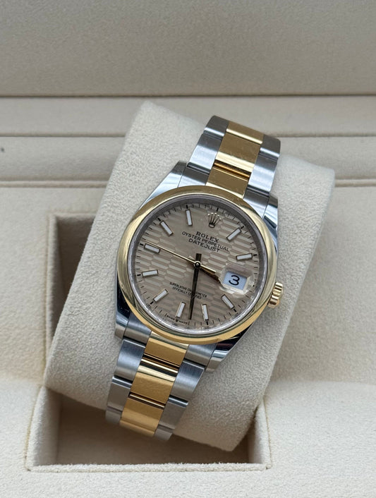 Rolex Datejust 36mm acero y oro rosa con esfera Gold Motif del año 2021, disponible en Marbella – Rolex Datejust 36mm steel and rose gold with Gold Motif dial, 2021 Marbella.