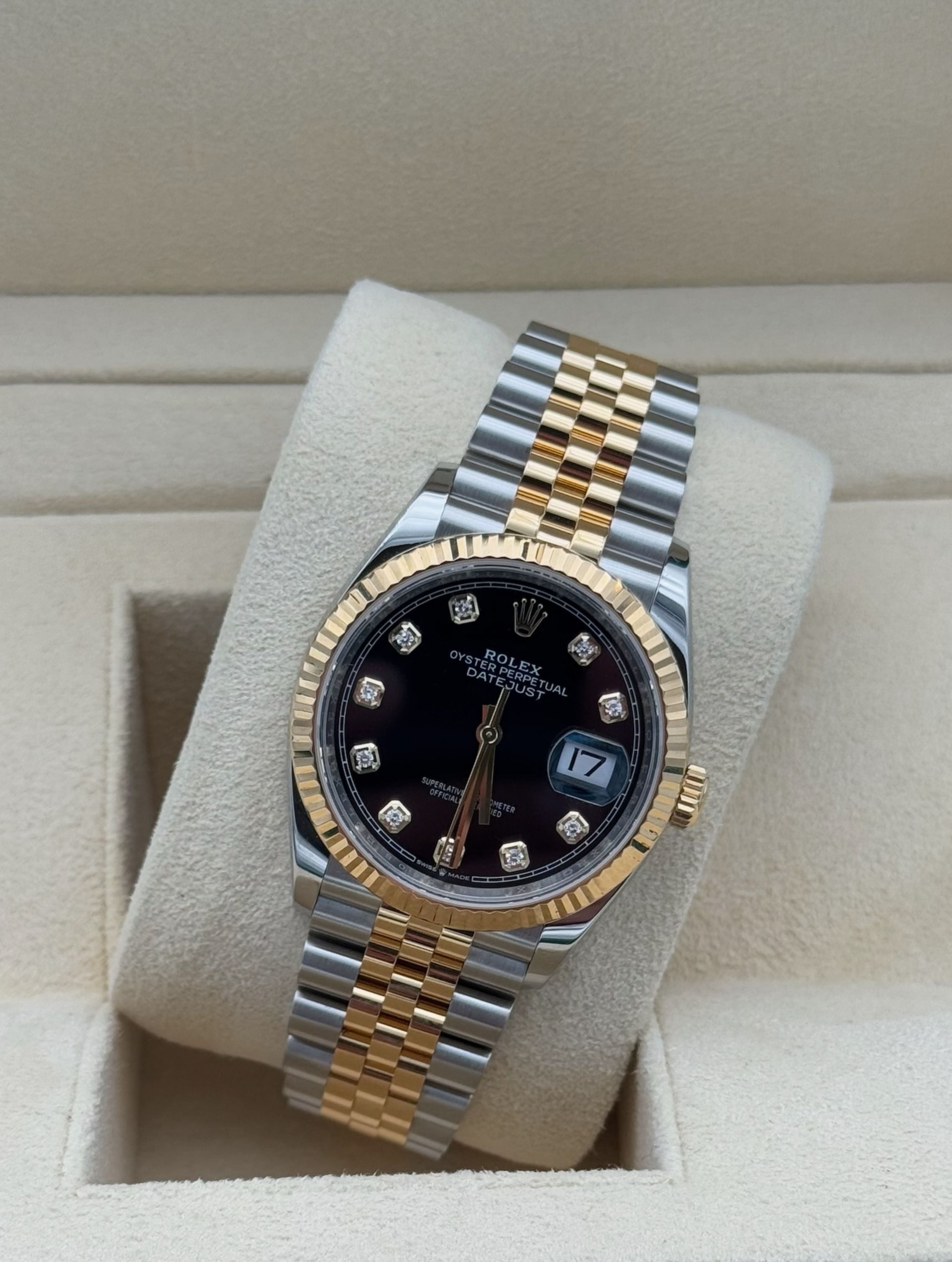 Rolex Datejust 36mm acero y oro con esfera negra y diamantes, año 2022, brazalete Jubilee – Rolex Datejust 36mm steel & gold with black diamond dial, 2022, Jubilee bracelet