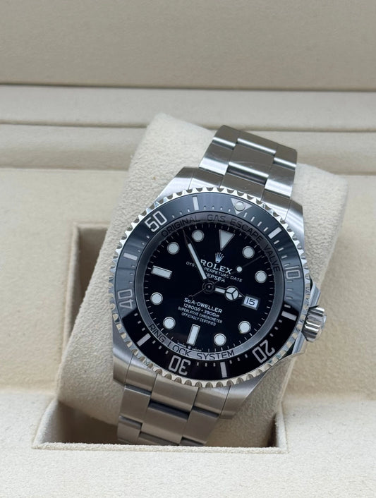 Comprar Rolex Sea Dweller Deepsea acero 2021 full set en Marbella. Buy Rolex Sea Dweller Deepsea steel 2021 full set Marbella.
