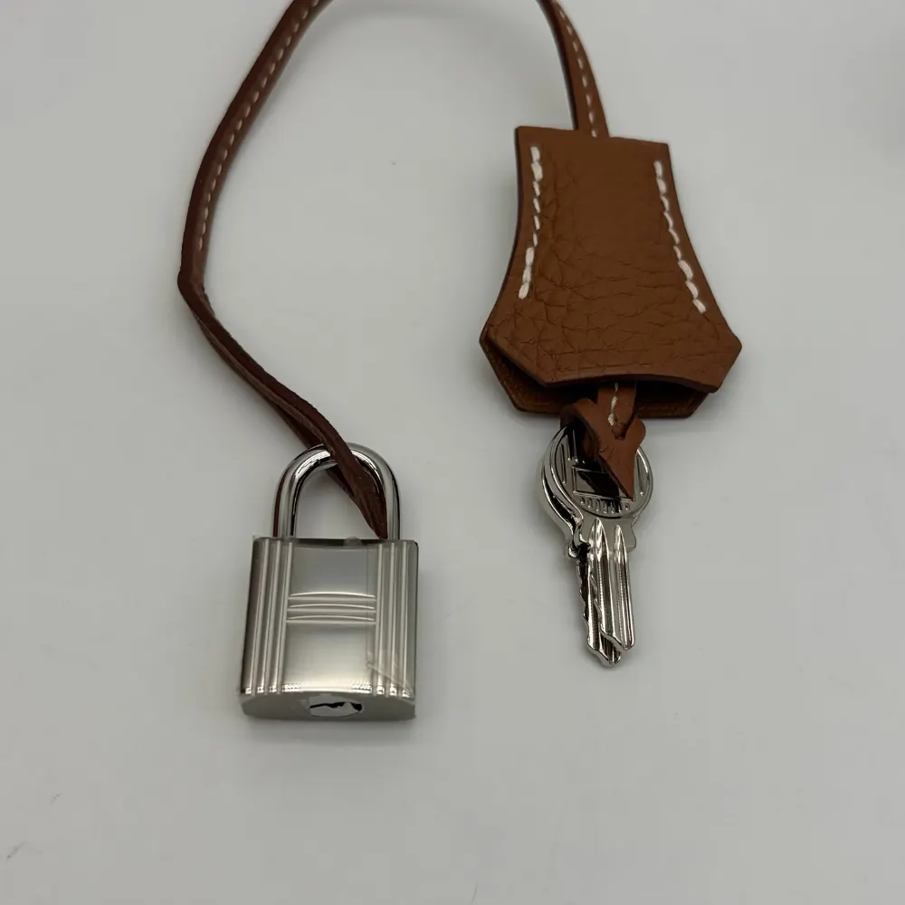 Hermès Birkin 30 Togo Gold Palladium Hardware, view 11