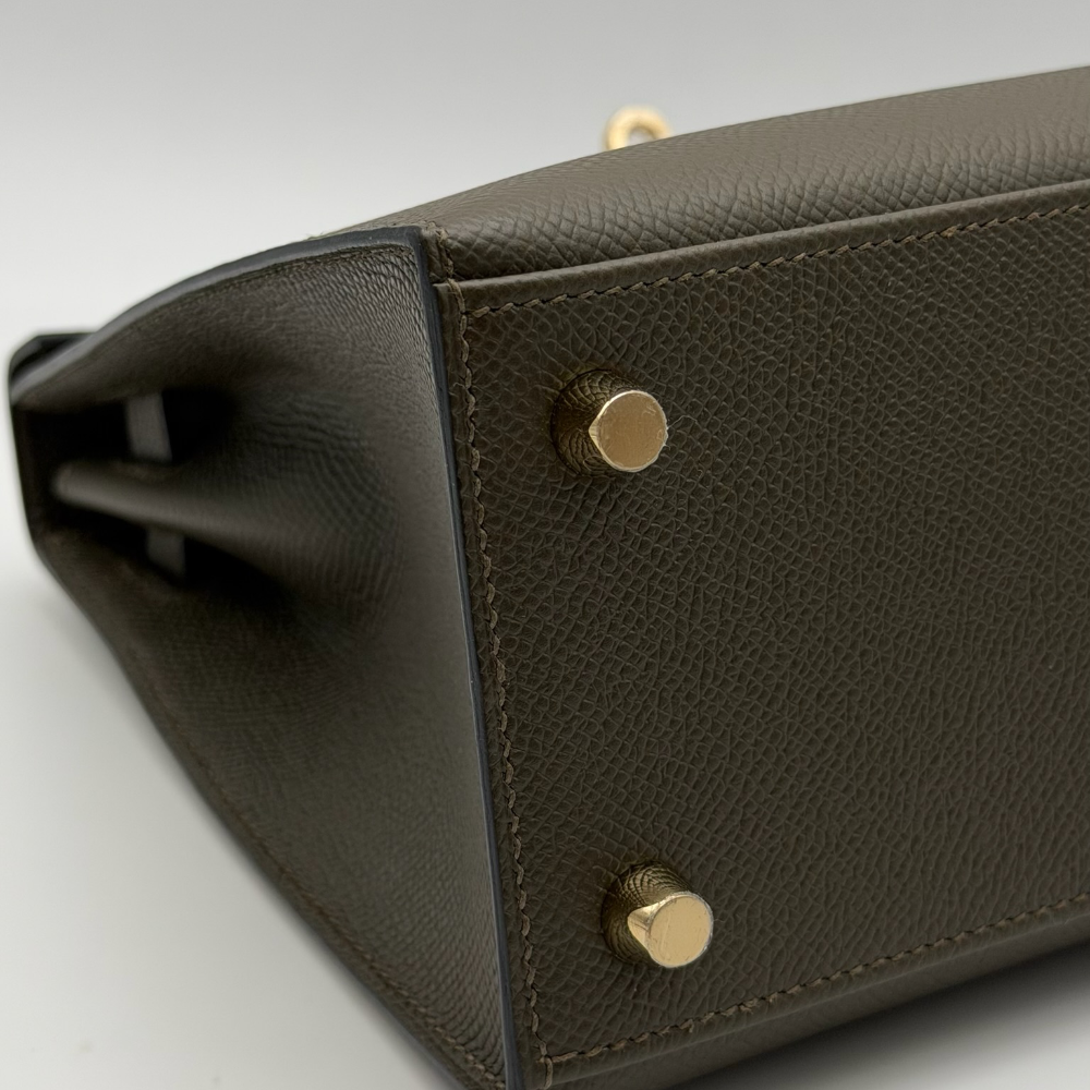 Hermès Kelly 25 Epsom Vert Loden Permabrass Hardware, vista 5