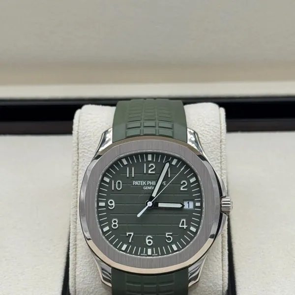 Patek Philippe Aquanaut 5168G-001