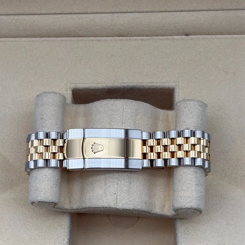 Rolex Datejust 36mm Steel/Gold Black Diamonds Dial, vista 3