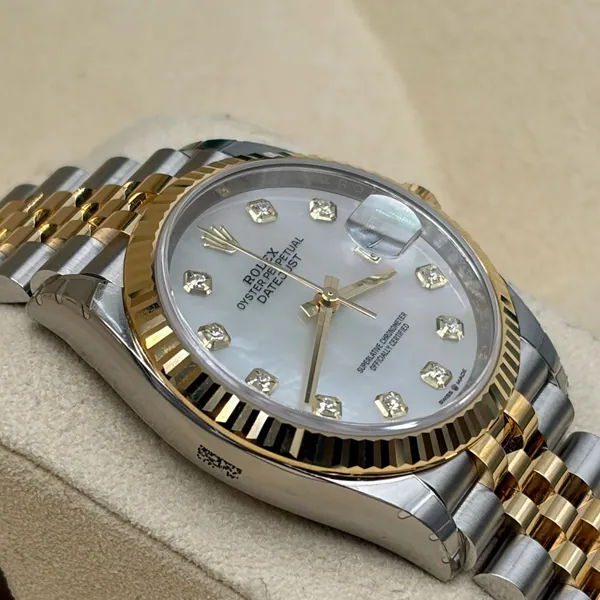 Rolex Datejust 36mm Steel/Gold MOP Dial, segunda vista