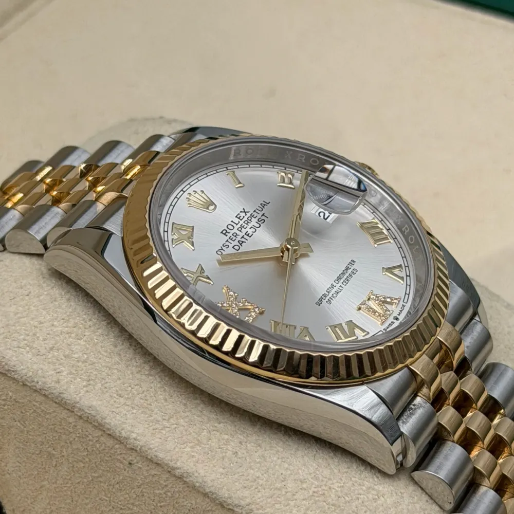 Rolex Datejust 36mm Steel & Gold Silver 6&9 Diamonds Dial 2022, vista 2