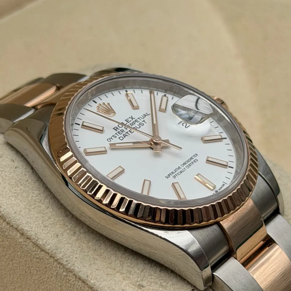 Rolex Datejust 36mm Steel & Gold White Dial, vista 2
