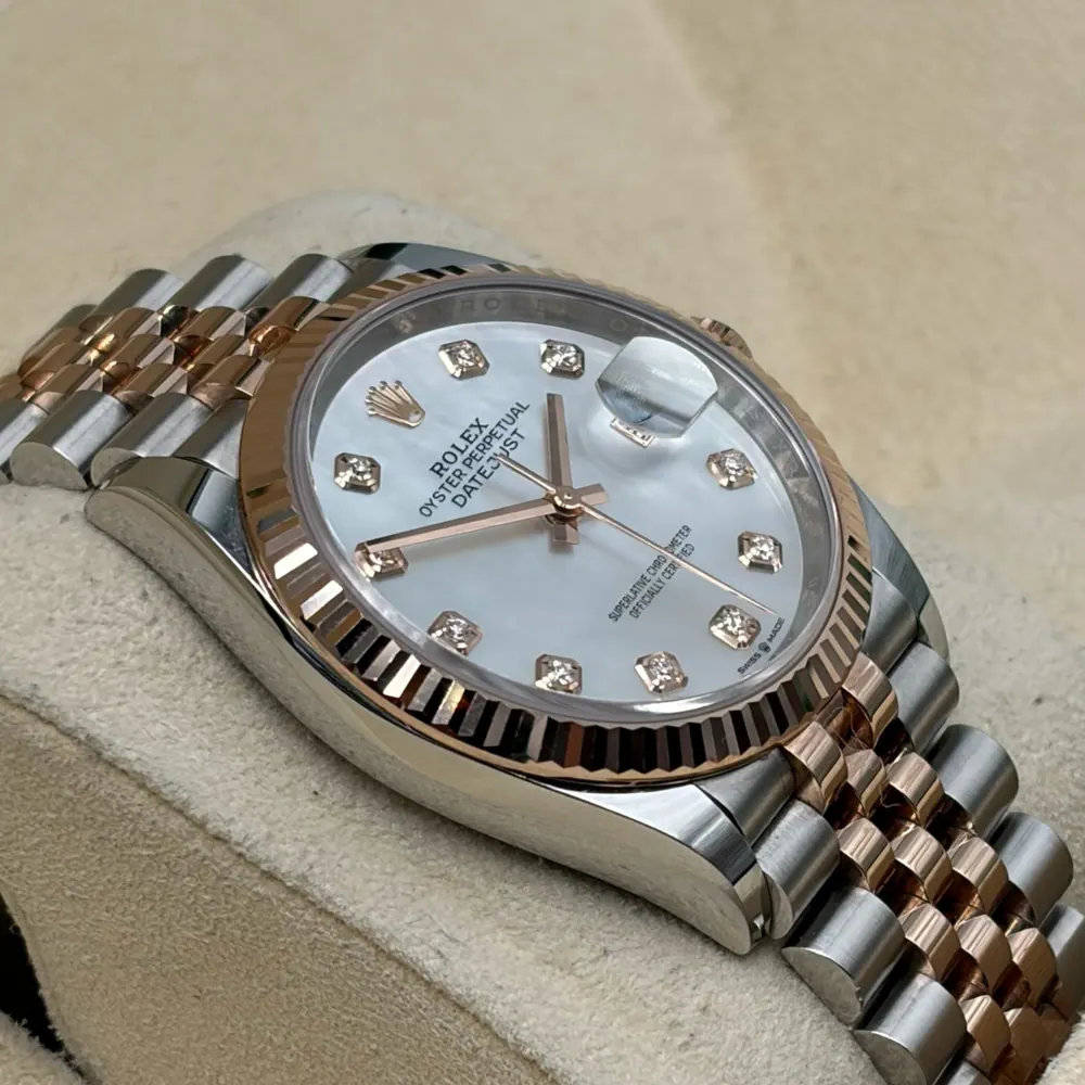 Rolex Datejust 36mm Steel/R. Gold MOP Dial, vista 2
