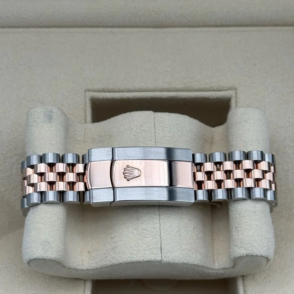Rolex Datejust 36mm Steel/R. Gold Wimbledon Dial, vista 3