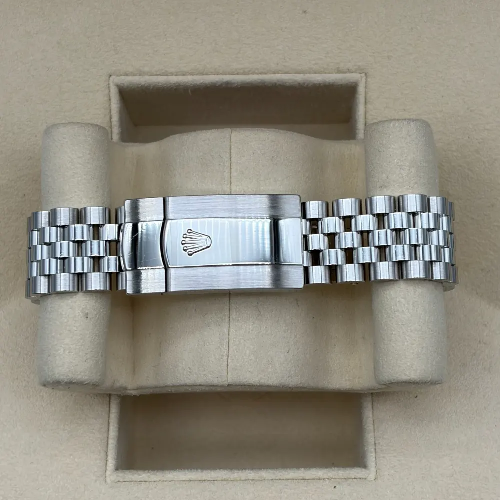 Rolex Datejust 41mm Steel Blue with Diamonds Dial, view 3