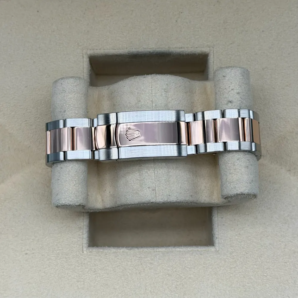 Rolex Datejust 41mm Steel & Rose Gold Chocolate Dial, vista 3