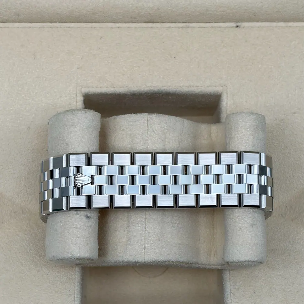 Rolex Land Dweller Steel White Dial, vista 3
