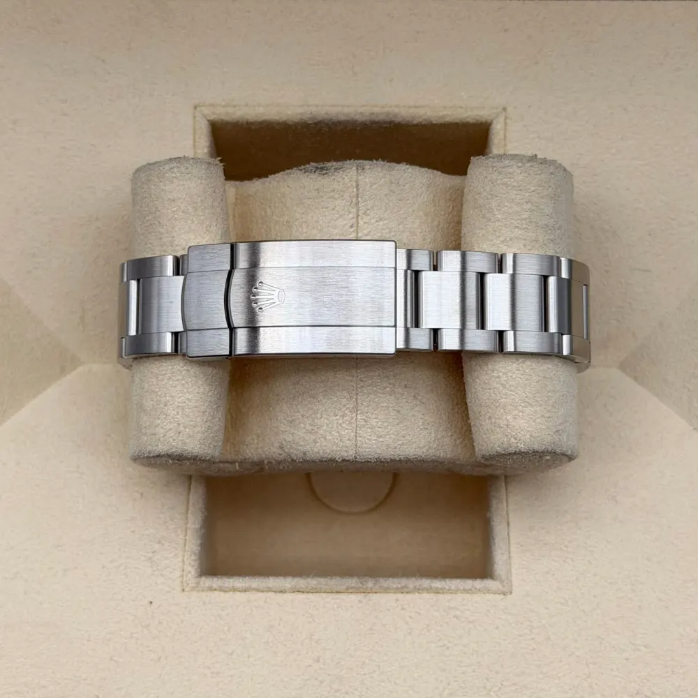 Rolex Oyster Perpetual 36mm Steel Jubilee Motif Dial, view 3