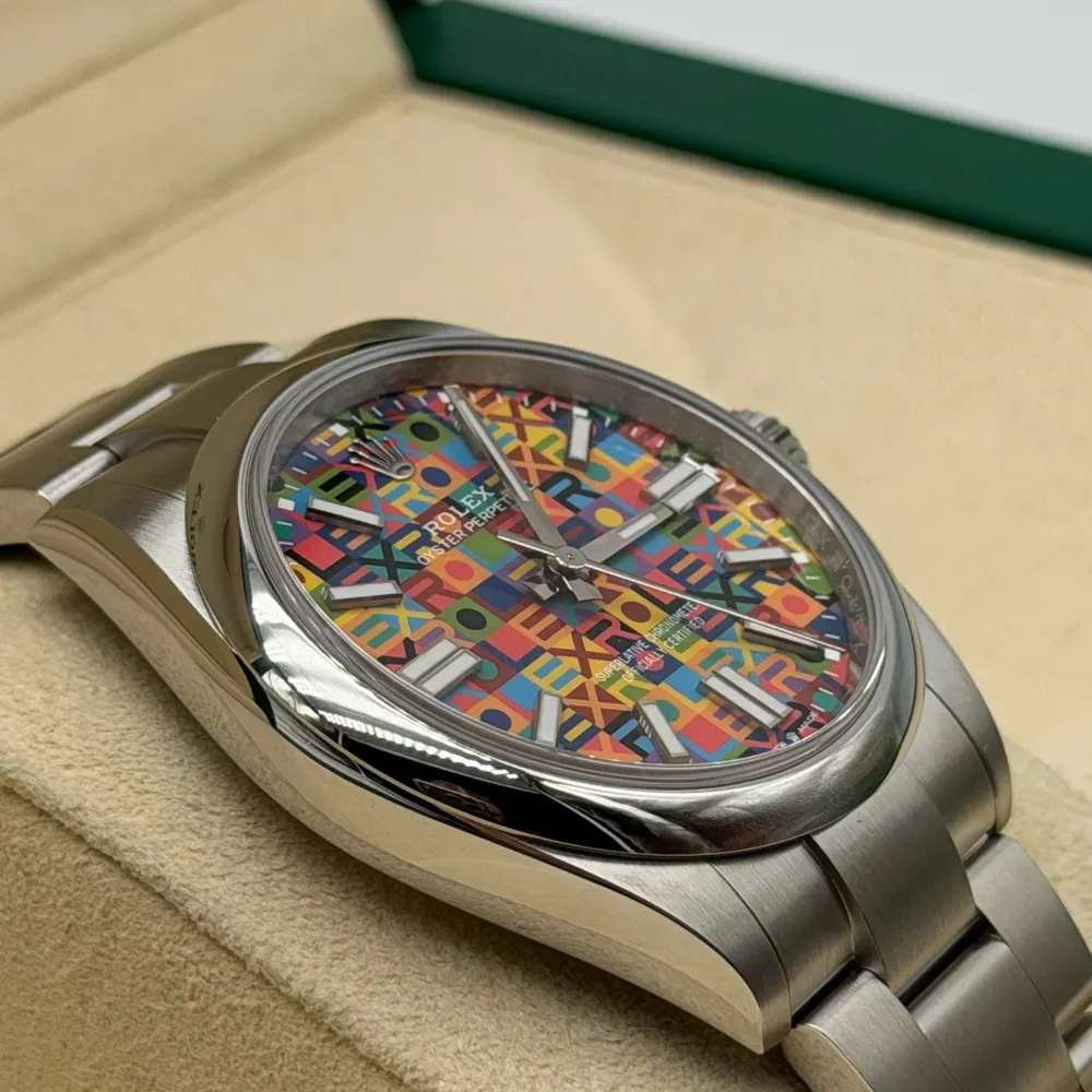 Rolex Oyster Perpetual 41mm Steel Jubilee Motif Dial, vista 2