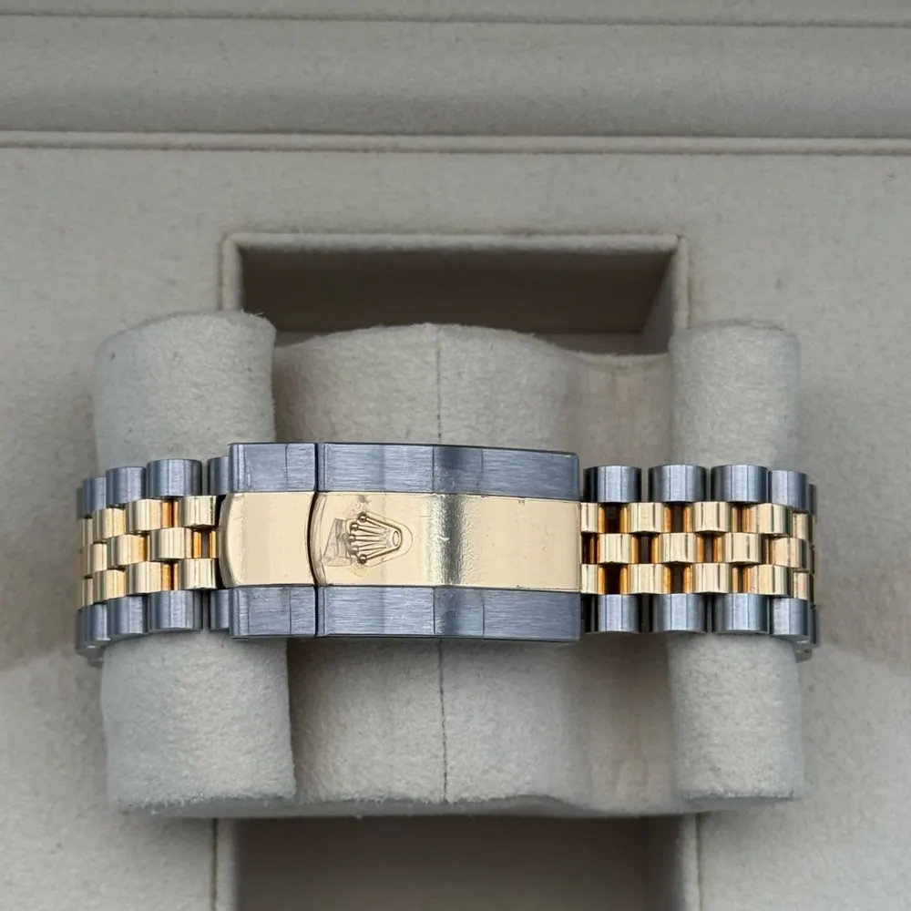 Rolex Sky Dweller Steel/Gold Black Dial, vista 3