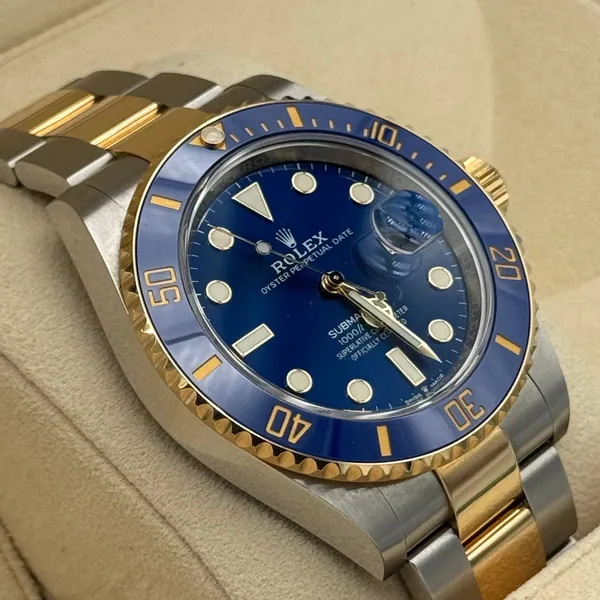 Rolex Submariner Date "Bluesy" 2022, segunda vista