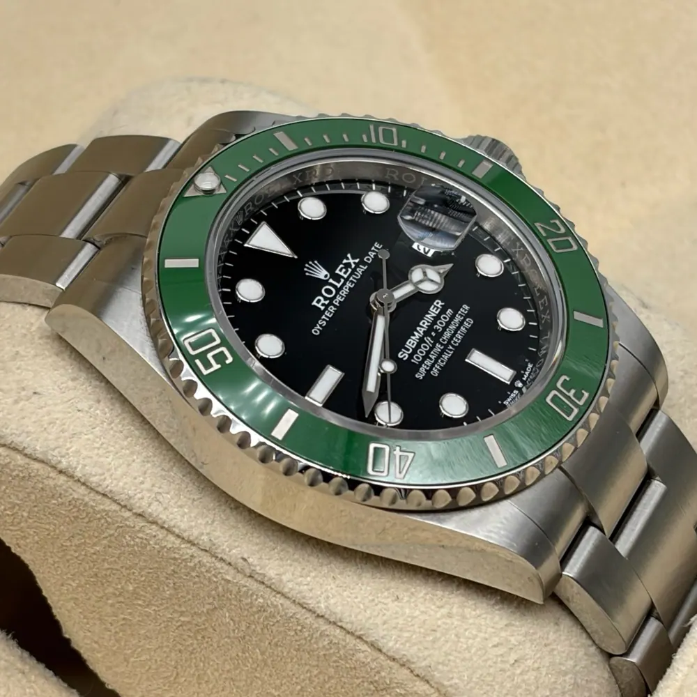Rolex Submariner Date "Starbucks" 2023, vista 2