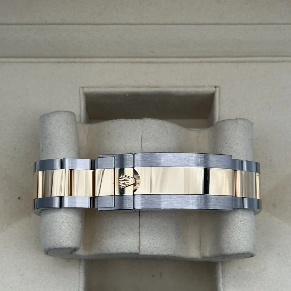 Rolex Submariner Date Steel/Gold, view 3